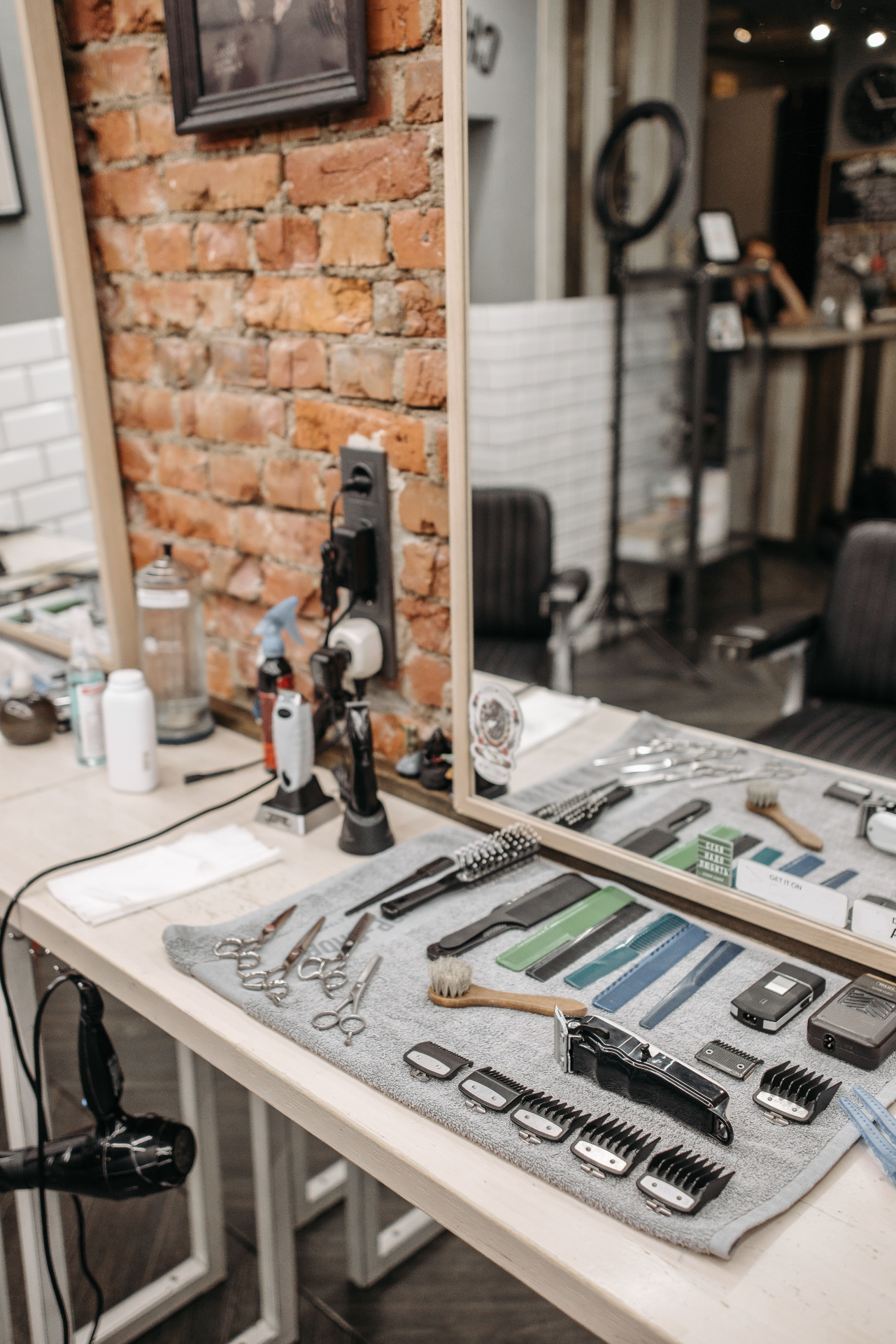 Barber station and tools